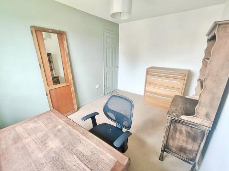 2 bedroom Flat for sale in Pennine Way, Longbenton, Newcastle upon Tyne, NE12