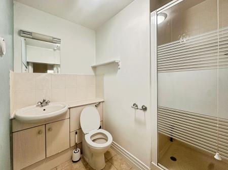 2 bedroom Ground floor flat for sale in The Wills Building, Heaton, Newcastle upon Tyne, NE7