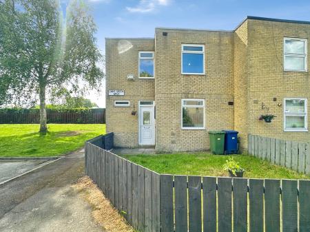 3 bedroom End of terrace house for sale in Links Green Walk, Gosforth, Newcastle upon Tyne, NE3
