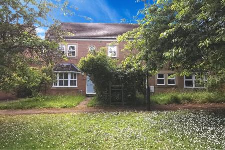 2 bedroom Flat to let in Castledene Court, South Gosforth, Newcastle upon Tyne, NE3