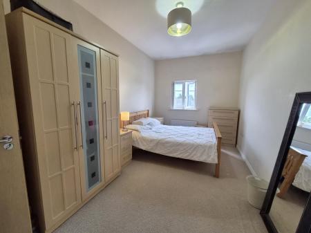 2 bedroom Flat to let in Charlton Court, Benton, Newcastle upon Tyne, NE7