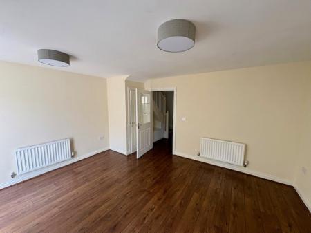 3 bedroom Semi-detached house to let in Balliol Mews, Longbenton, Newcastle upon Tyne, NE12