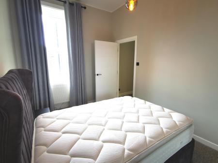 2 bedroom Flat to let in Lambton Road, Jesmond, Newcastle upon Tyne, NE2