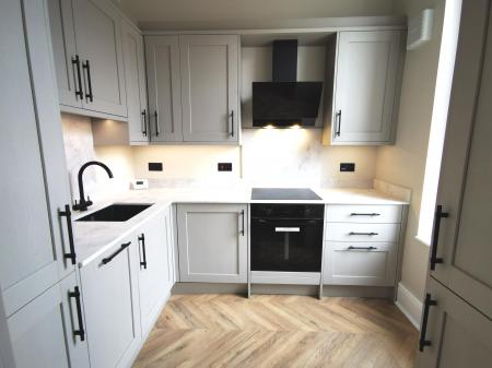 2 bedroom Flat to let in Lambton Road, Jesmond, Newcastle upon Tyne, NE2