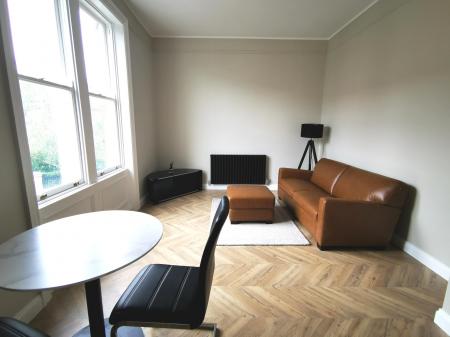 2 bedroom Flat to let in Lambton Road, Jesmond, Newcastle upon Tyne, NE2