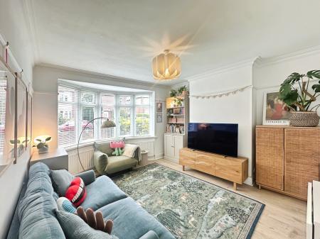 2 bedroom Flat for sale in Ferndene Grove, High Heaton, Newcastle upon Tyne, NE7