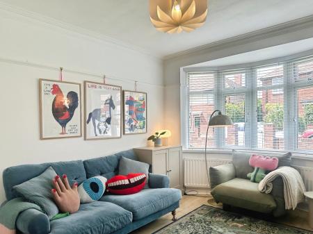2 bedroom Flat for sale in Ferndene Grove, High Heaton, Newcastle upon Tyne, NE7