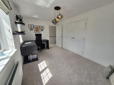 4 bedroom Detached house to let in Whitehouse Drive, Killingworth, NE12