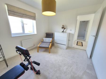 4 bedroom Detached house to let in Whitehouse Drive, Killingworth, NE12