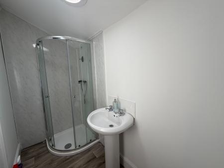 2 bedroom Flat to let in Whitehall Terrace, Pallion, Sunderland, SR4