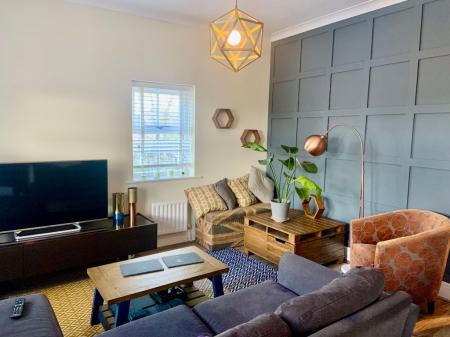 2 bedroom Flat to let in Castledene, Gosforth, Newcastle upon Tyne, NE3