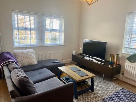 2 bedroom Flat to let in Castledene, Gosforth, Newcastle upon Tyne, NE3