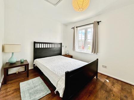 1 bedroom Flat for sale in Rowes Mews, St Peters Basin, Newcastle upon Tyne, NE6