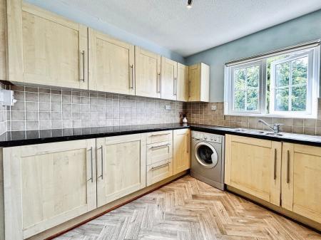 1 bedroom Flat for sale in Rowes Mews, St Peters Basin, Newcastle upon Tyne, NE6