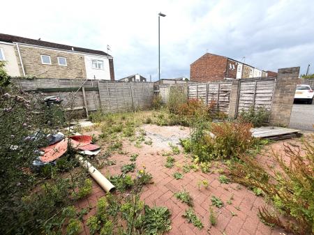 3 bedroom End of terrace house to let in Caxton Walk, South Shields, NE34