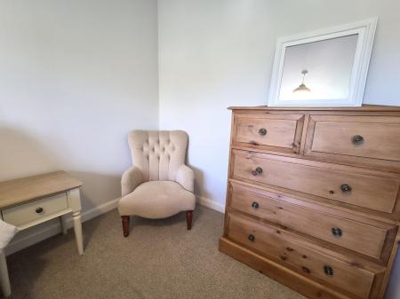 3 bedroom Semi-detached house to let in Thirlwall Court, Longbenton, Newcastle upon Tyne, NE12