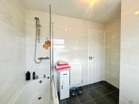 3 bedroom Detached house for sale in Colliery Close, Benton, Newcastle upon Tyne, NE12