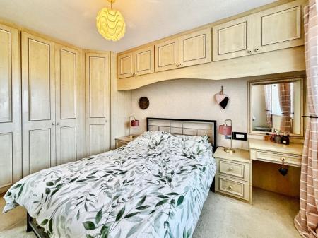 4 bedroom Detached house for sale in Vicars Lane, Newcastle upon Tyne, NE7