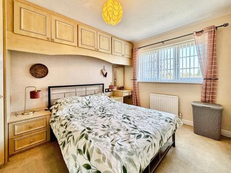 4 bedroom Detached house for sale in Vicars Lane, Newcastle upon Tyne, NE7