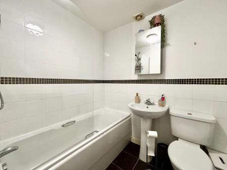 3 bedroom Town house for sale in Queensbury Gate, Longbenton, Newcastle upon Tyne, NE12
