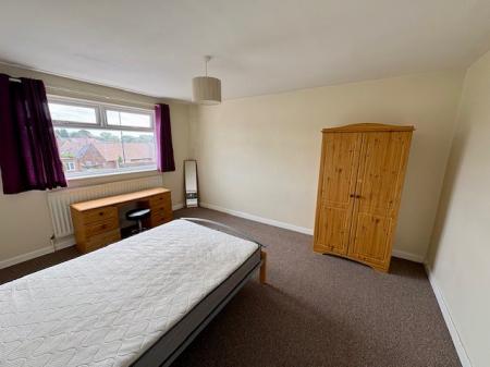 2 bedroom Flat to let in Benton Road, Benton, Newcastle upon Tyne, NE7