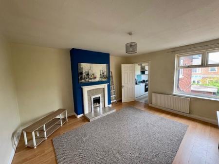 2 bedroom Flat to let in Benton Road, Benton, Newcastle upon Tyne, NE7