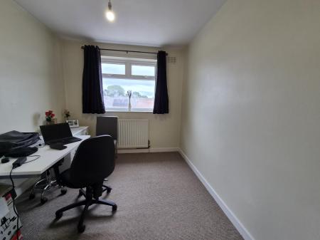 2 bedroom Flat to let in Benton Road, Benton, Newcastle upon Tyne, NE7