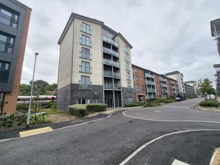 1 bedroom Studio flat to let in Willbrook House, Gateshead, NE8