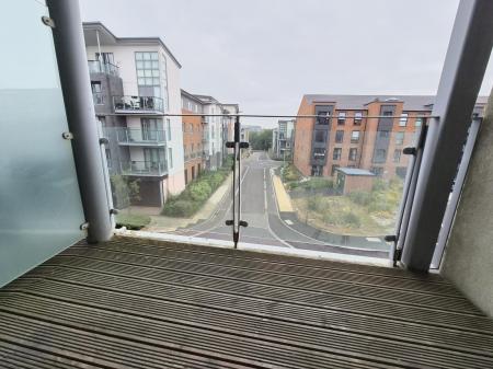 1 bedroom Studio flat to let in Willbrook House, Gateshead, NE8