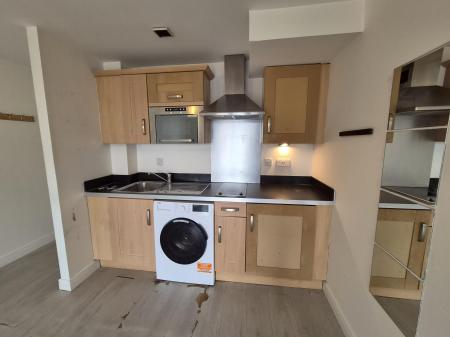 1 bedroom Studio flat to let in Willbrook House, Gateshead, NE8