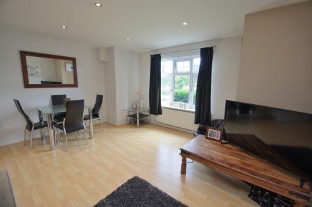 2 bedroom Apartment to let in North Street, Jarrow, NE32