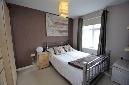2 bedroom Apartment to let in North Street, Jarrow, NE32