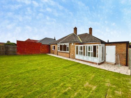 3 bedroom Detached bungalow for sale in Manor Gardens, Benton, Newcastle upon Tyne, NE7