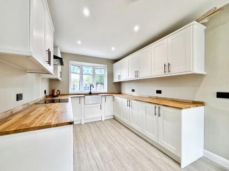 3 bedroom Detached bungalow for sale in Manor Gardens, Benton, Newcastle upon Tyne, NE7