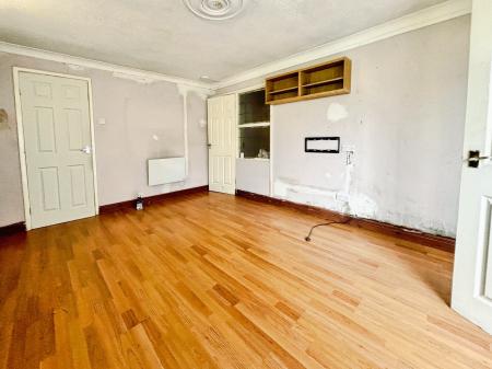 2 bedroom Flat to let in Trentham Avenue, Benton, Newcastle upon Tyne, NE7