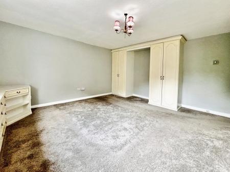 2 bedroom Flat for sale in Norwood Court Thornhill Road, Benton, Newcastle upon Tyne, NE12