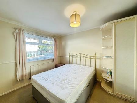 2 bedroom Semi-detached bungalow for sale in Fairfield, Longbenton, Newcastle upon Tyne, NE12