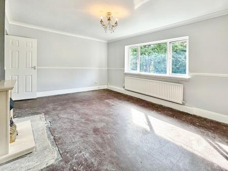 2 bedroom Flat for sale in Hoylake Avenue, Benton, Newcastle upon Tyne, NE7