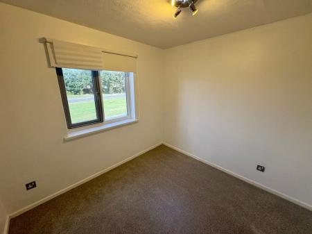 2 bedroom Flat to let in Wallington Court, Killingworth, NE12