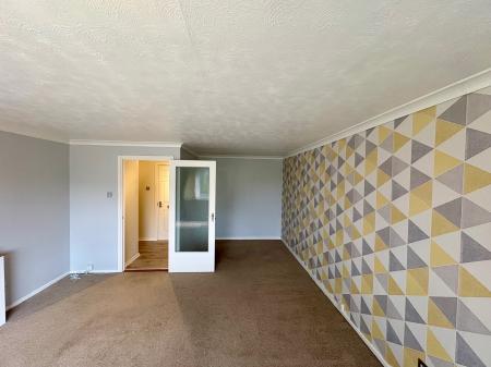 2 bedroom Flat to let in Wallington Court, Killingworth, NE12