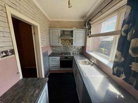 3 bedroom Semi-detached house to let in Lavers Road, Birtley, DH3