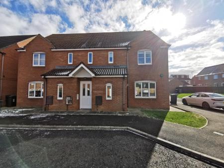 2 bedroom Flat to let in Edgefield, West Allotment, Newcastle upon Tyne, NE27