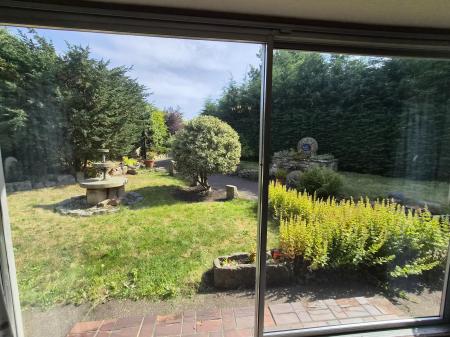 3 bedroom Detached bungalow to let in Station Road, Forest Hall, Newcastle upon Tyne, NE12
