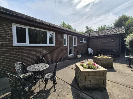3 bedroom Detached bungalow to let in Station Road, Forest Hall, Newcastle upon Tyne, NE12