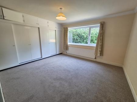 3 bedroom Detached bungalow to let in Station Road, Forest Hall, Newcastle upon Tyne, NE12