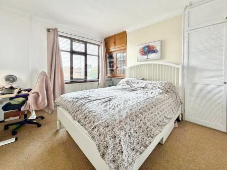 2 bedroom Flat for sale in Benton Park Road, Newcastle upon Tyne, NE7