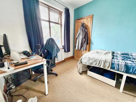 2 bedroom Flat for sale in Benton Park Road, Newcastle upon Tyne, NE7