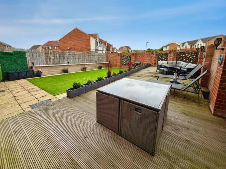 4 bedroom Detached house for sale in Francis Way, Holystone, Newcastle upon Tyne, NE27