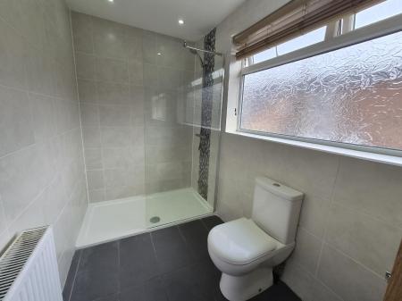 2 bedroom Flat to let in Cantebury Street, South Shields, NE33