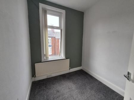 2 bedroom Flat to let in Crofton Street, South Shields, NE34